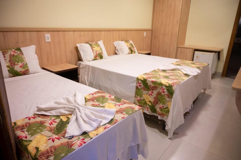 Standard room with two beds and a minibar